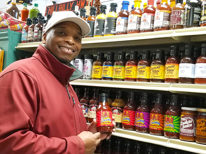 american-soul-brothers-bbq-sauces-and-spreads-in-portland-or-store-shelf